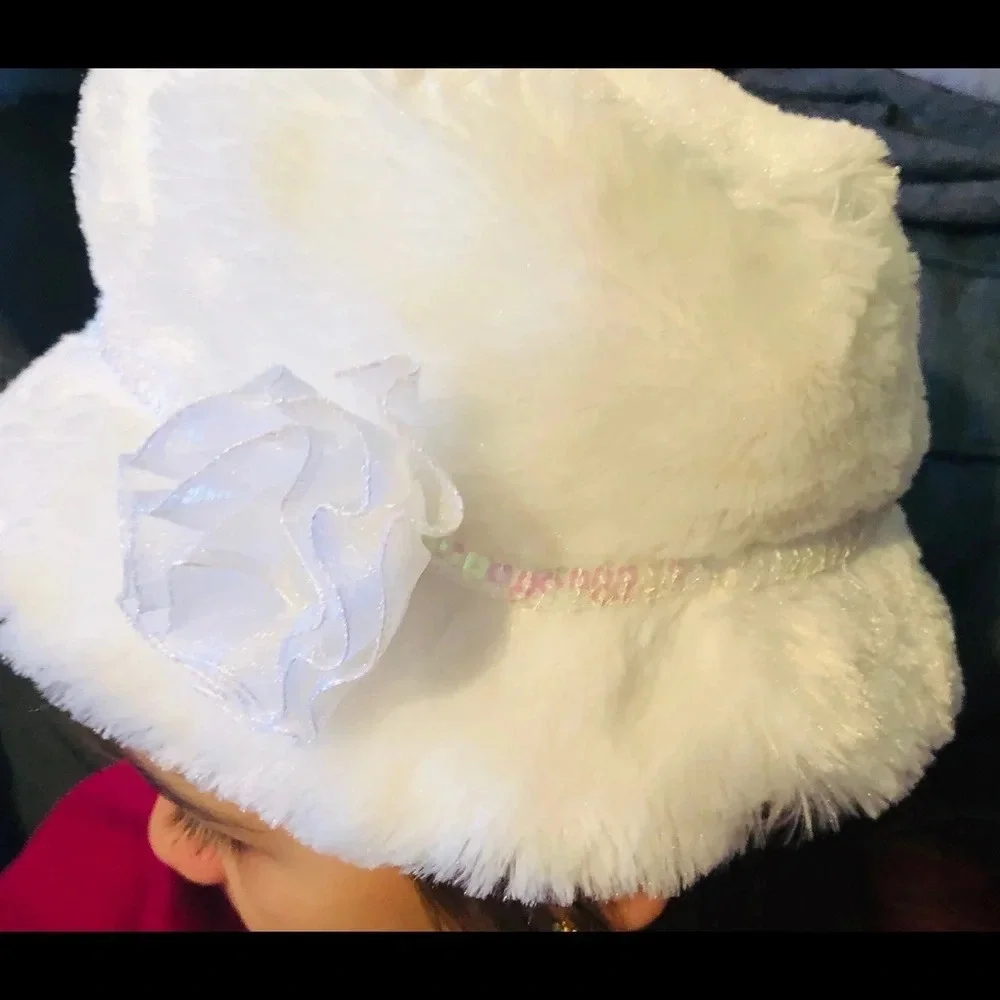 Girls faux fur, Toby NYC bucket hat, sz 4/6x